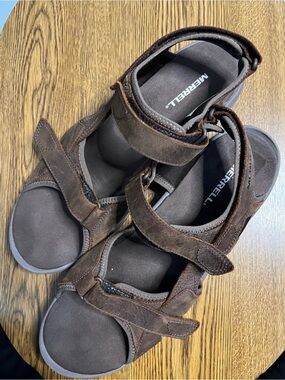 Merrell Men's Brown Leather sandspur 2 covert  Sandals